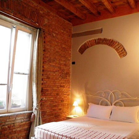 In Centro Charme Bed & Breakfast แบร์กาโม ภายนอก รูปภาพ
