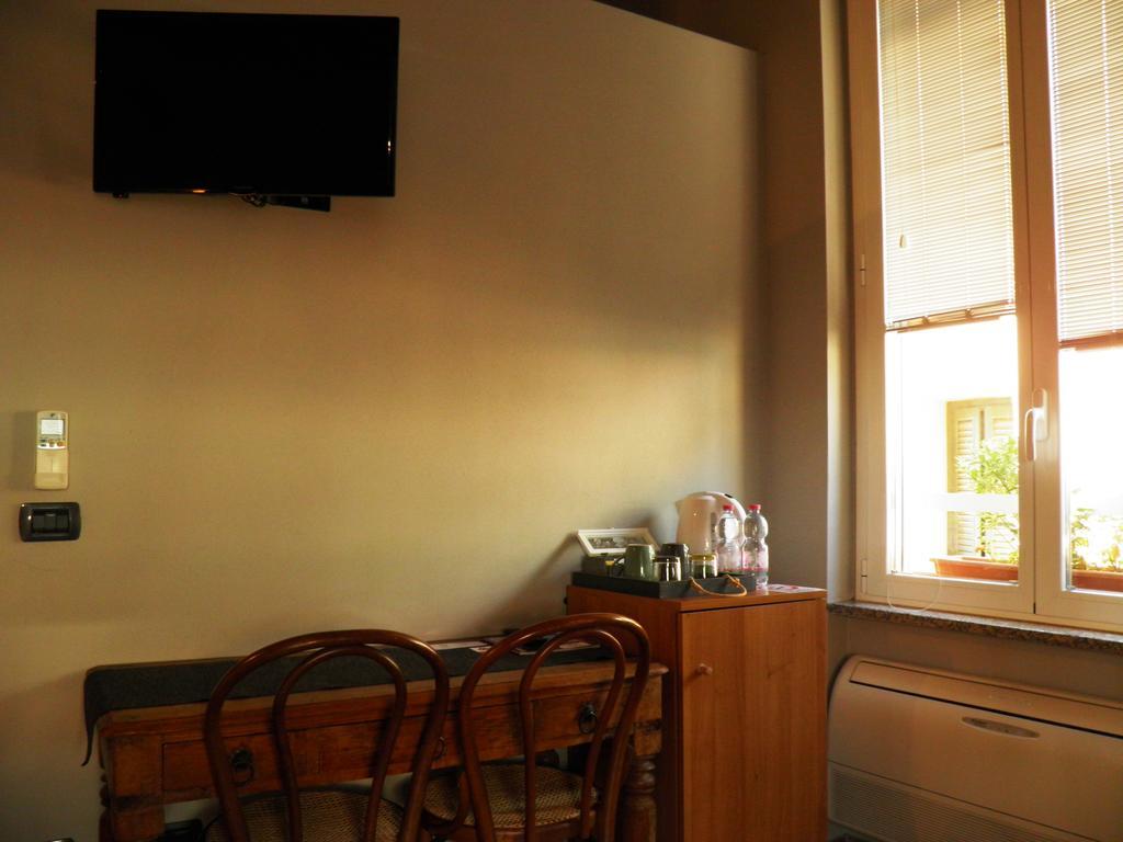 In Centro Charme Bed & Breakfast แบร์กาโม ภายนอก รูปภาพ