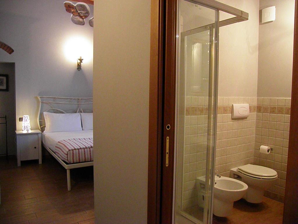 In Centro Charme Bed & Breakfast แบร์กาโม ภายนอก รูปภาพ