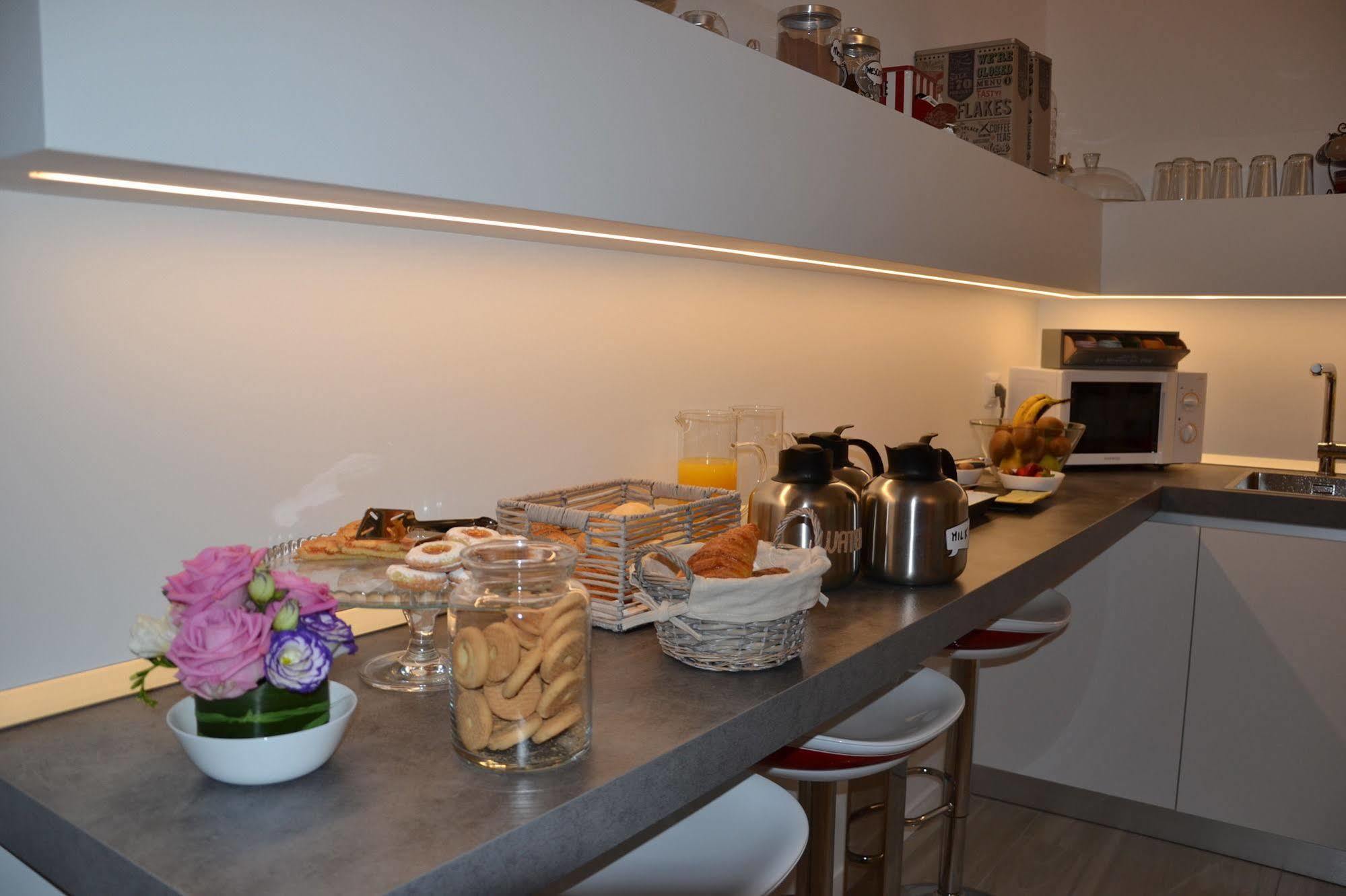 In Centro Charme Bed & Breakfast แบร์กาโม ภายนอก รูปภาพ